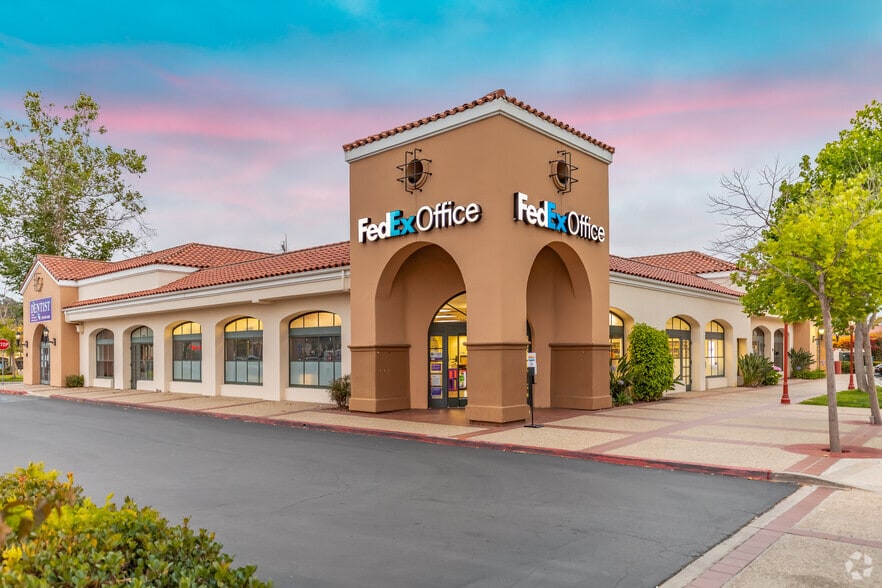 390 E H St, Chula Vista, CA for lease - Building Photo - Image 3 of 29