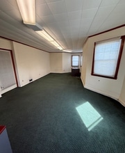 130 N La Grange Rd, La Grange, IL for lease Interior Photo- Image 2 of 3