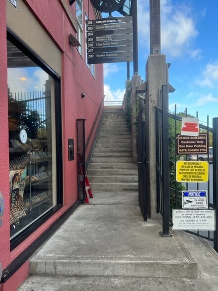 3160-3190 College Ave, Berkeley, CA à louer - Photo du bâtiment - Image 3 de 7