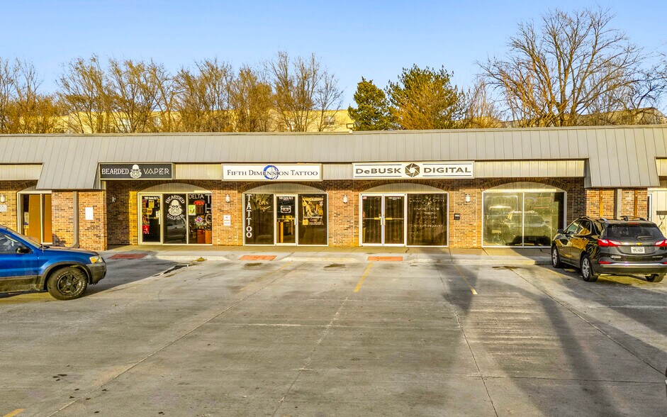 1505 Galvin Rd S, Bellevue, NE à vendre - Photo du bâtiment - Image 3 de 5