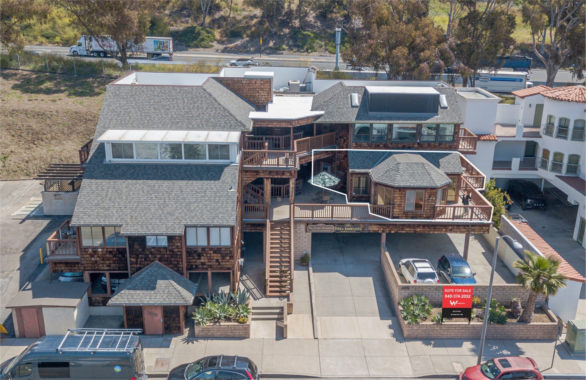 105 Avenida De La Estrella, San Clemente, CA à vendre Photo du bâtiment- Image 1 de 6