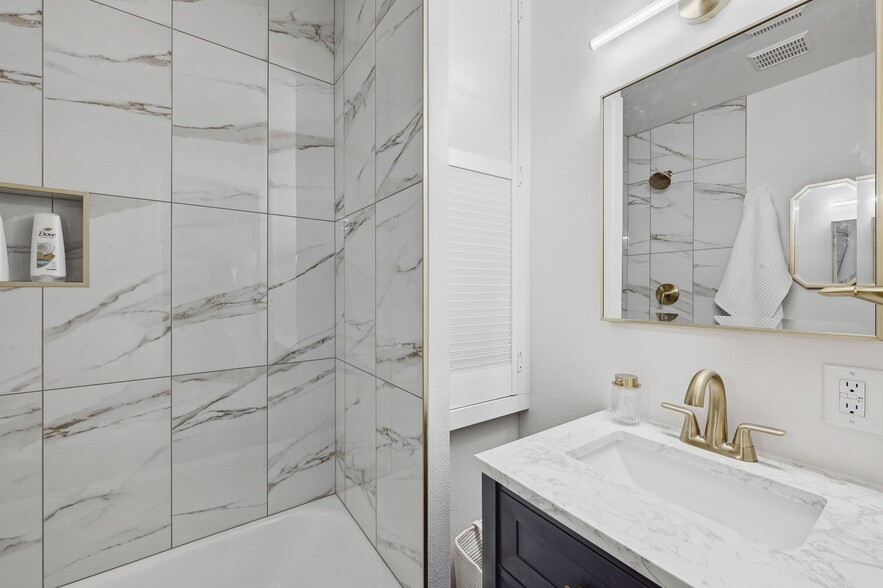 2802 Whitis Ave, Austin, TX for sale - Building Photo - Image 3 of 10