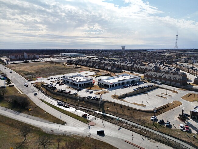 Plus de détails pour 355 Rodeo Center Blvd, Mesquite, TX - Commerce de détail à vendre