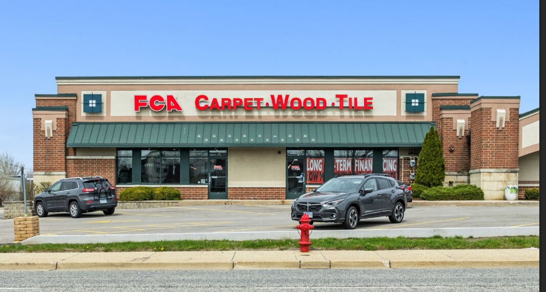 2000 W Main St, Saint Charles, IL for sale Primary Photo- Image 1 of 2