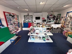 127 Cold Bath Rd, Harrogate for lease Interior Photo- Image 1 of 7