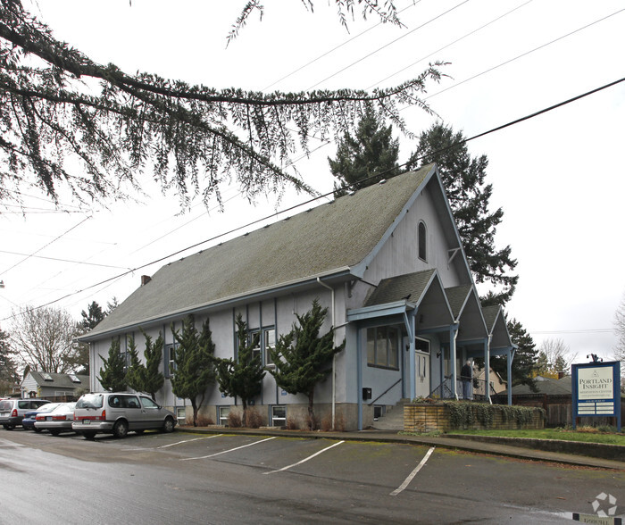 6536 SE Duke St, Portland, OR à vendre - Photo du bâtiment - Image 1 de 1