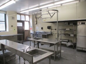 11 Catherine St, Brooklyn, NY for lease Interior Photo- Image 1 of 7