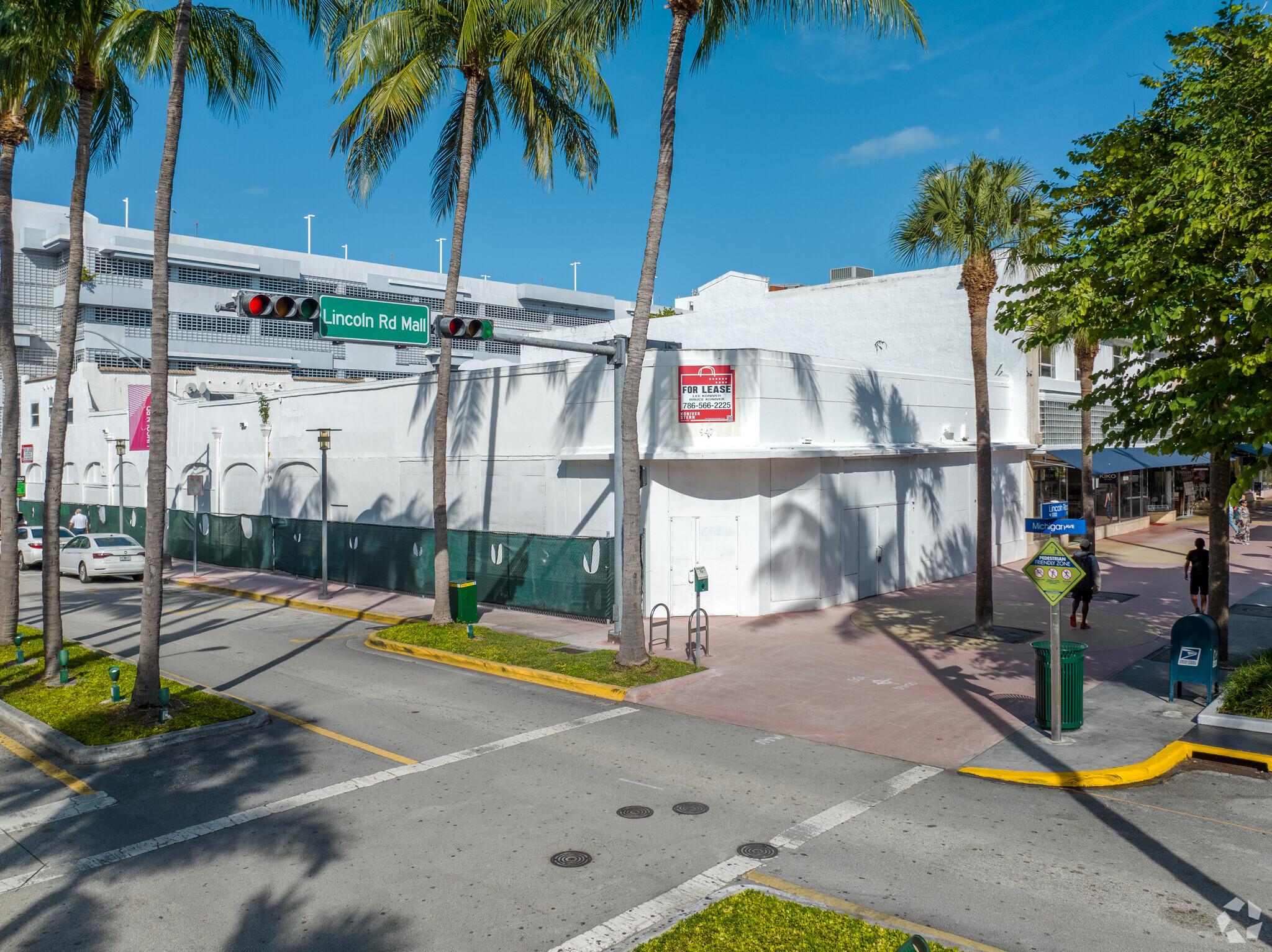 947 Lincoln Rd, Miami Beach, FL for sale Primary Photo- Image 1 of 1