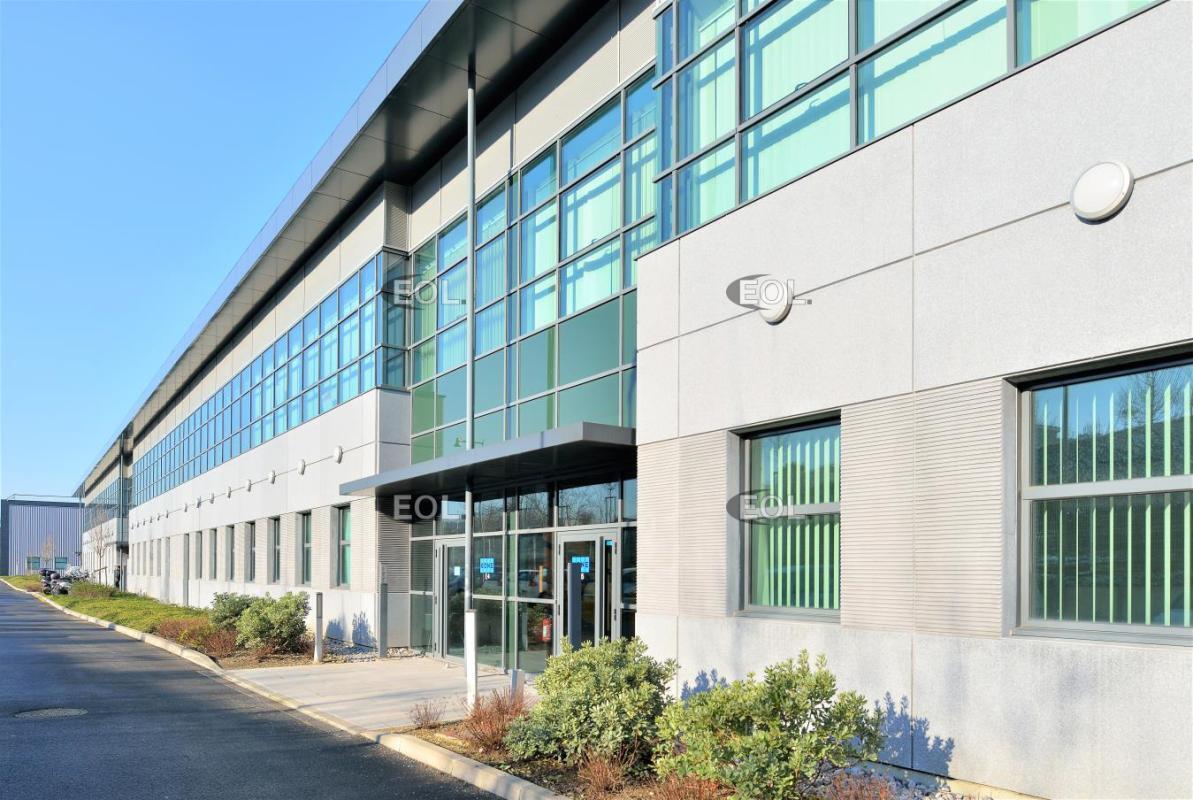 Office in Noisy-le-Sec for lease Building Photo- Image 1 of 2
