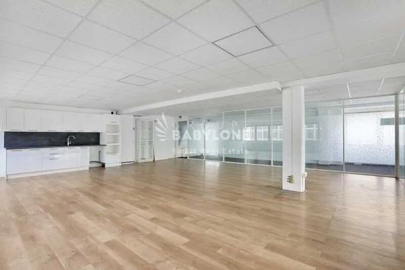 38 Rue Gabriel Crie, Malakoff for lease - Interior Photo - Image 1 of 11