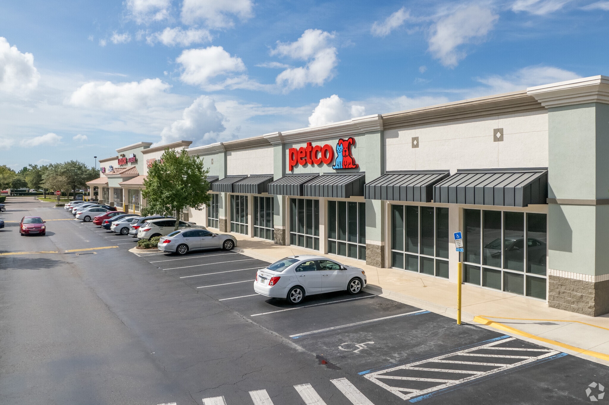 1790 Kernan Blvd, Jacksonville, FL for lease Primary Photo- Image 1 of 5