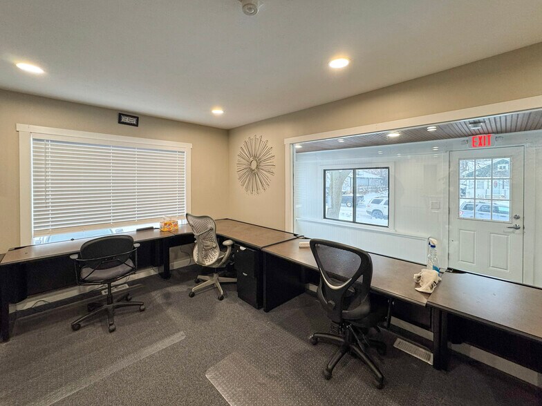 24 Wilbur St SE, Grand Rapids, MI à louer - Photo du bâtiment - Image 3 de 22
