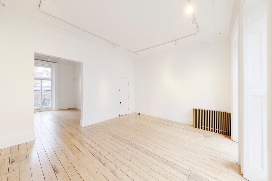 3 Cromwell Pl, London for lease - Interior Photo - Image 2 of 3