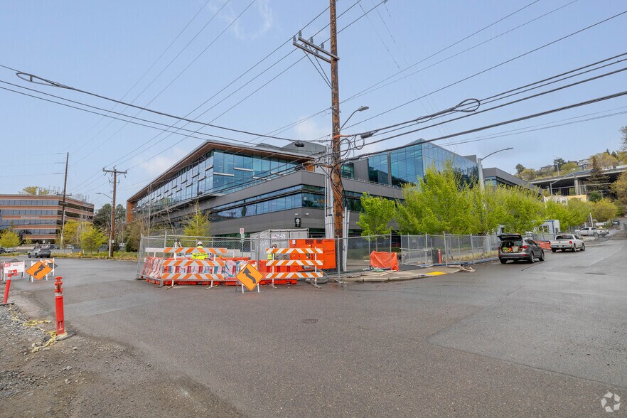 188 E Blaine St, Seattle, WA à louer - Photo du bâtiment - Image 2 de 8