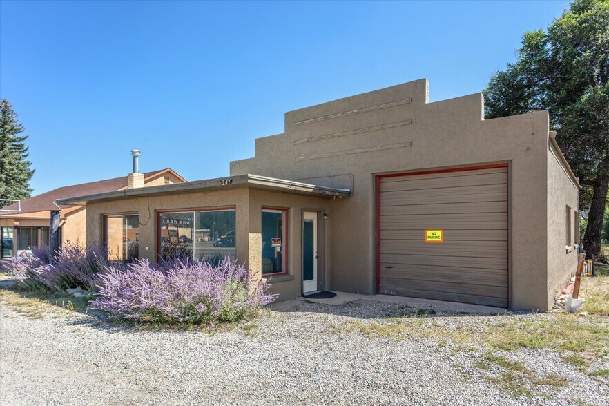 249 W Rainbow Blvd, Salida, CO à vendre - Photo du bâtiment - Image 3 de 28