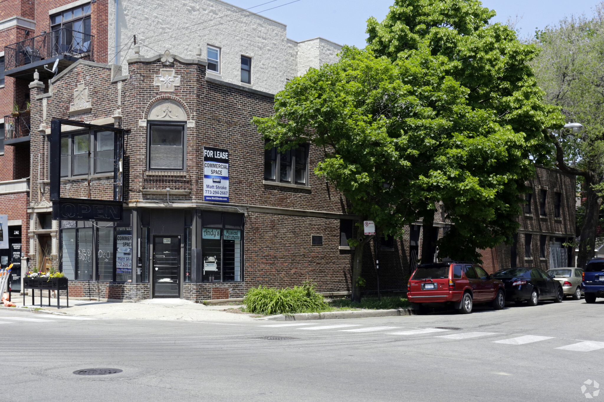 2300 W Belmont Ave, Chicago, IL à vendre Photo principale- Image 1 de 1