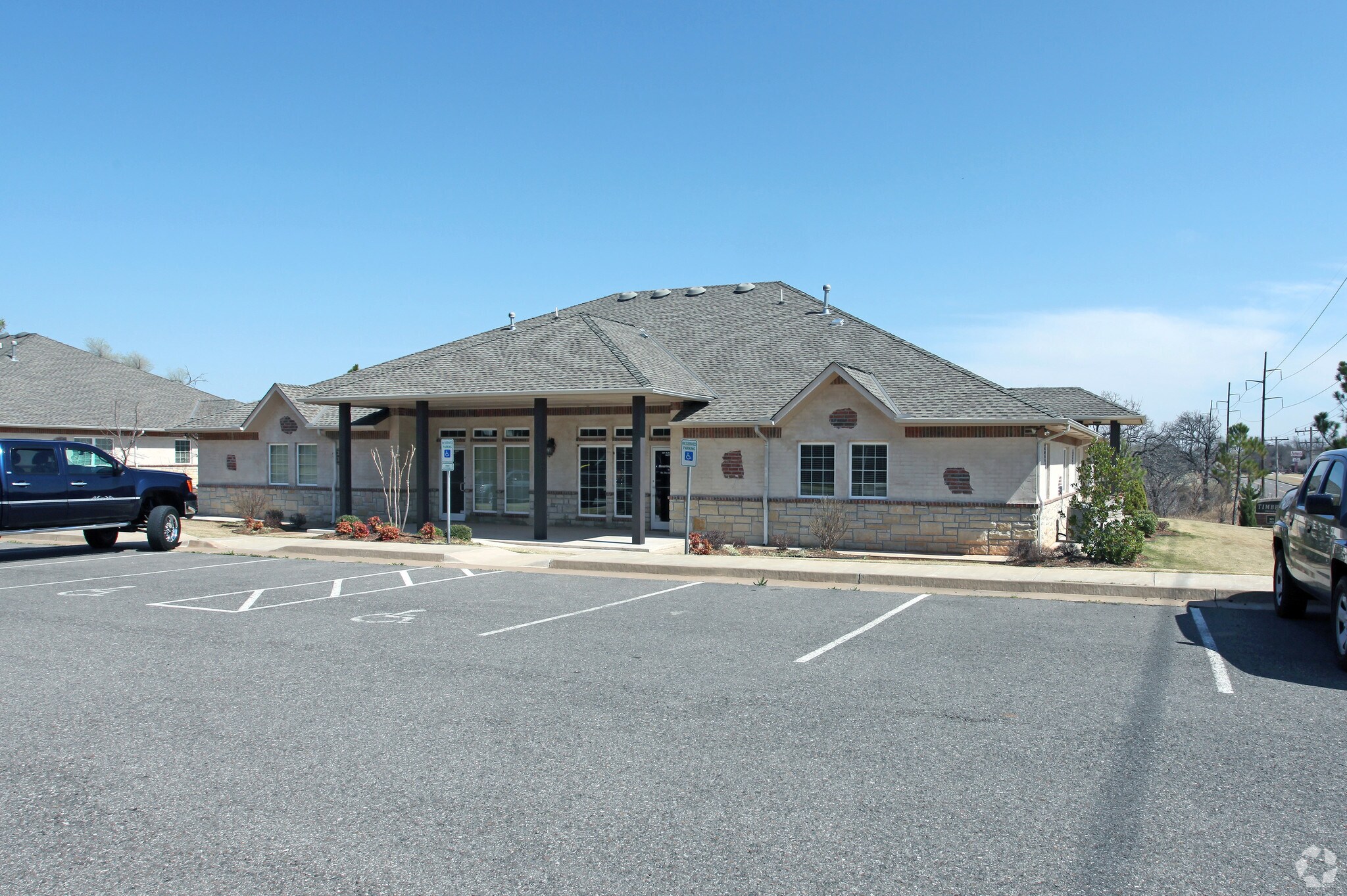 941 NW 164th St, Edmond, OK à louer Photo du bâtiment- Image 1 de 8