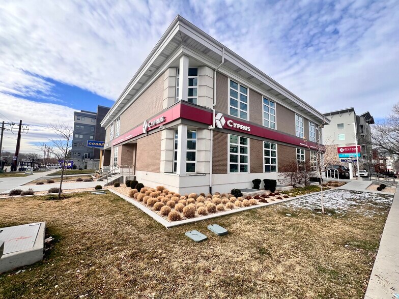 480 E 400 S, Salt Lake City, UT à louer - Photo du bâtiment - Image 1 de 10