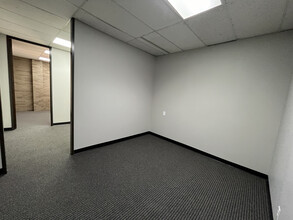 9100 Southwest Fwy, Houston, TX for lease Interior Photo- Image 1 of 7