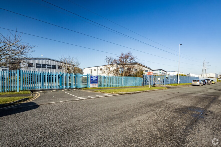 Middlewich Rd, Crewe à louer - Photo du bâtiment - Image 3 de 3
