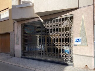 Plus de détails pour Multi-résidentiel à vendre