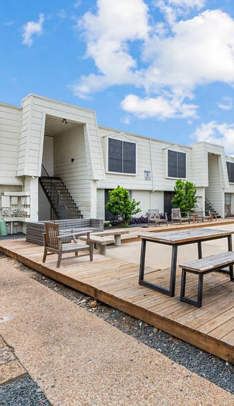 1830 W Rundberg Ln, Austin, TX for sale - Building Photo - Image 3 of 21