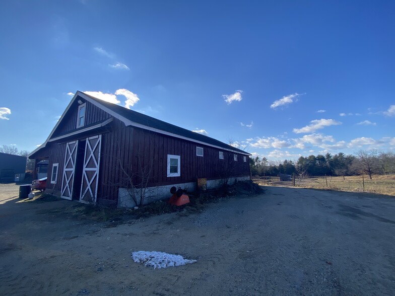 668 Hollis Rd, Hollis Center, ME à vendre - Photo du bâtiment - Image 2 de 70