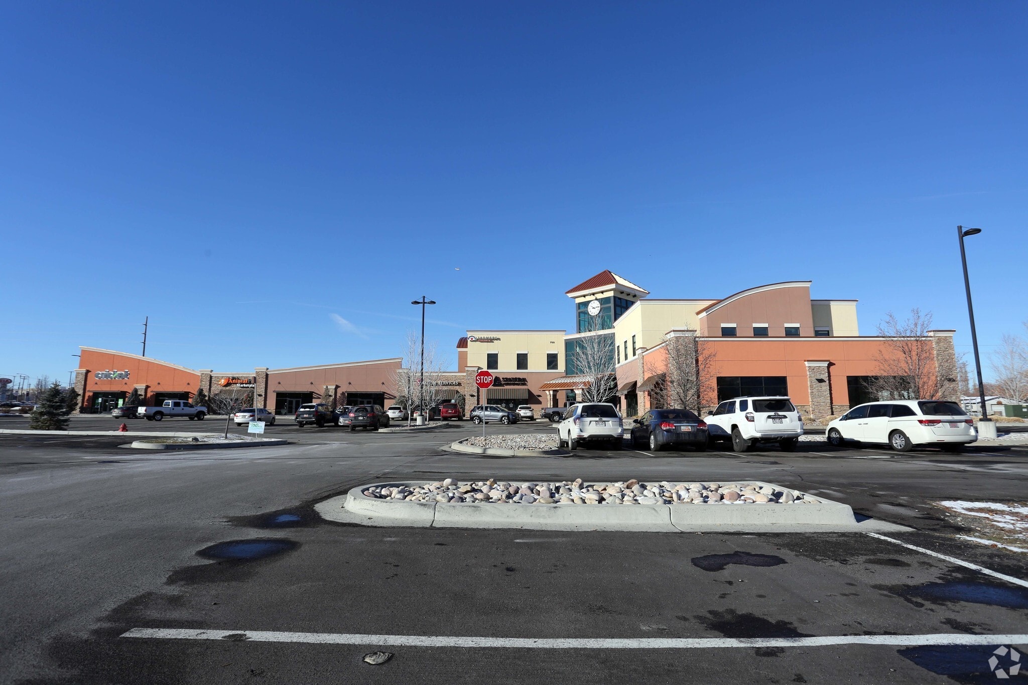 750 W Riverdale Rd, Riverdale, UT for lease Primary Photo- Image 1 of 8