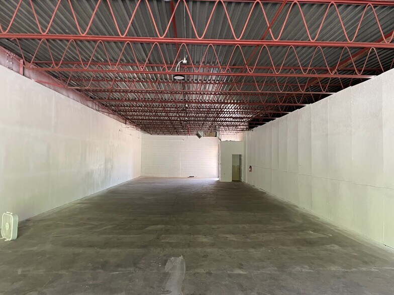 5851-5885 Wolf Creek Pike, Dayton, OH à louer - Photo intérieure - Image 3 de 4