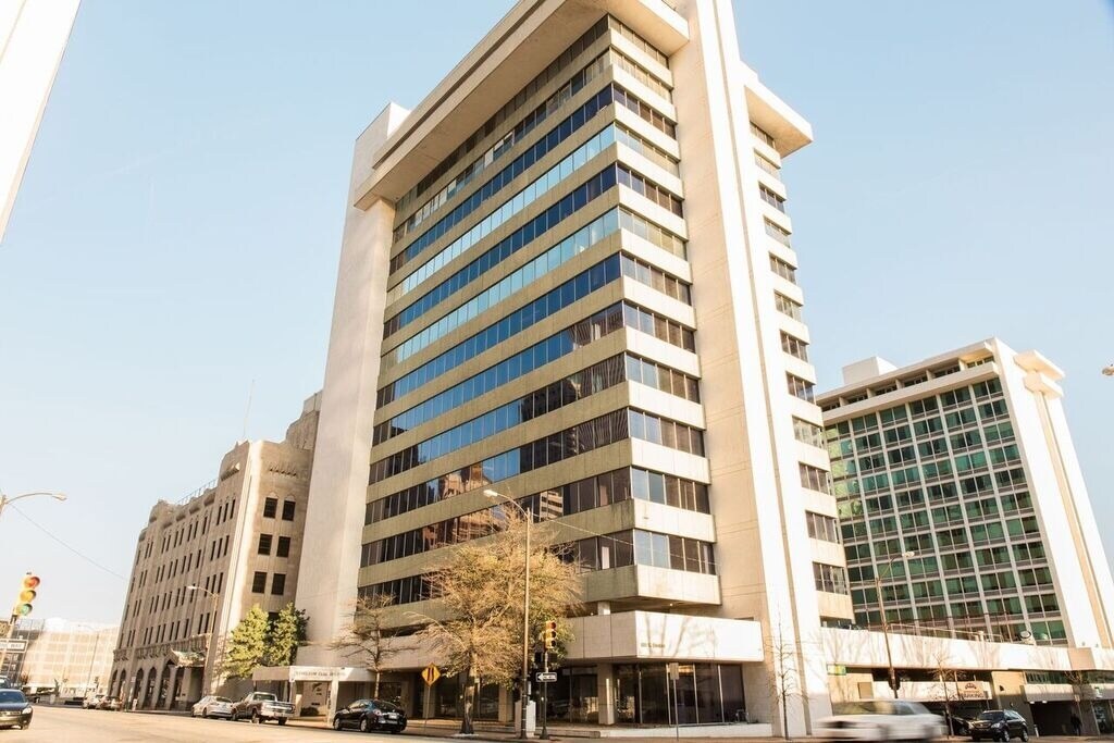 601 S Boulder Ave, Tulsa, OK à louer Photo du bâtiment- Image 1 de 11