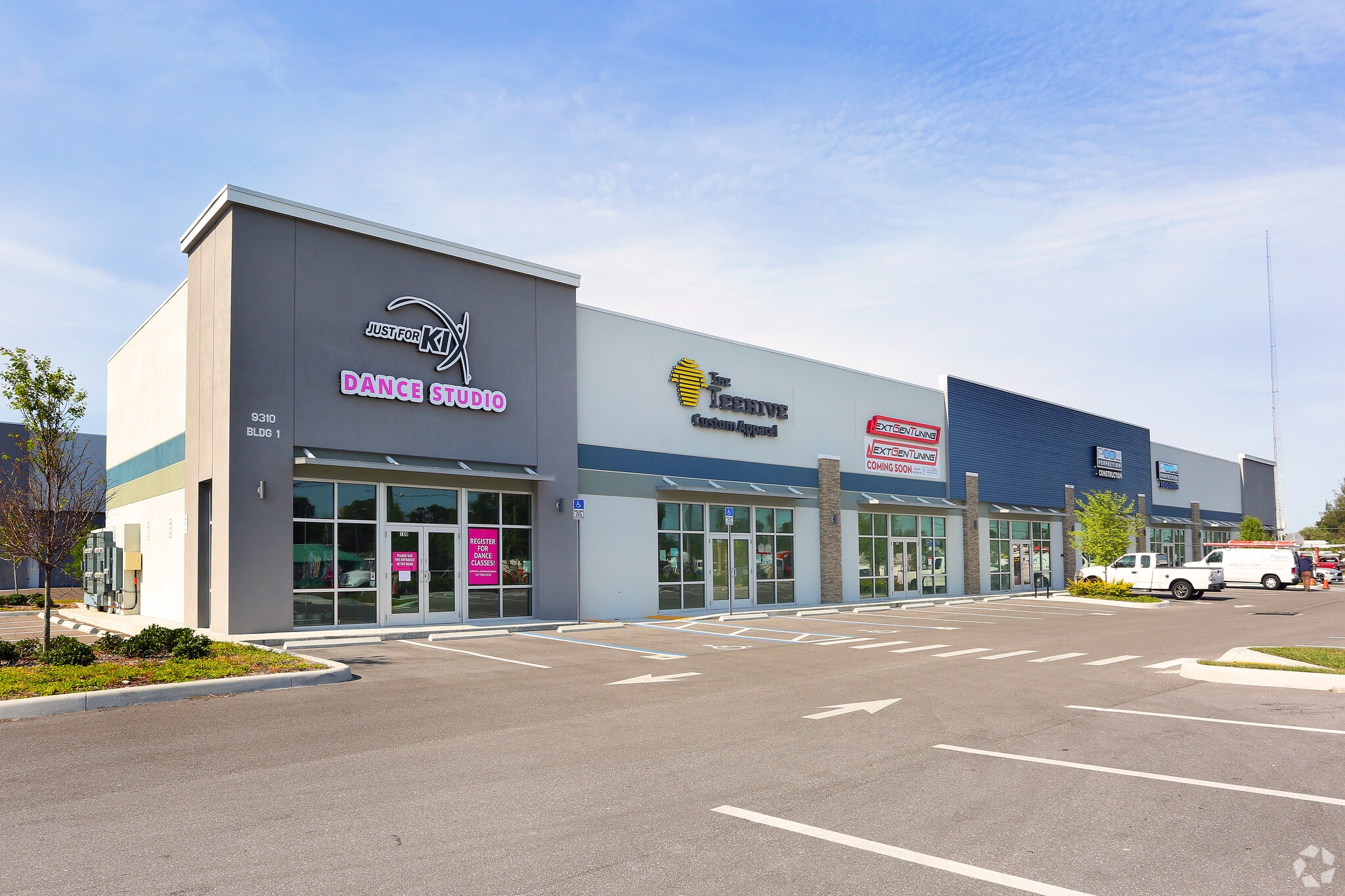 Prestige Industrial Park portfolio of 4 properties for sale on LoopNet.ca Primary Photo- Image 1 of 28