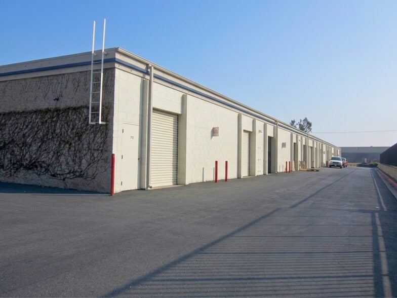 4025-4055 E Guasti Rd, Ontario, CA for lease - Building Photo - Image 3 of 5