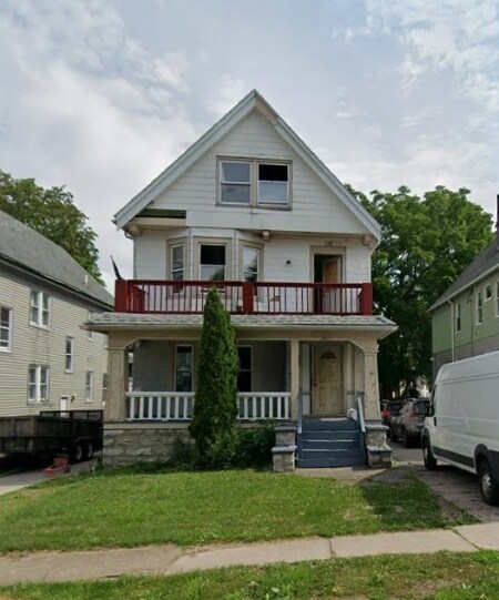 63 Montrose Ave, Buffalo, NY à vendre - Photo du bâtiment - Image 2 de 8