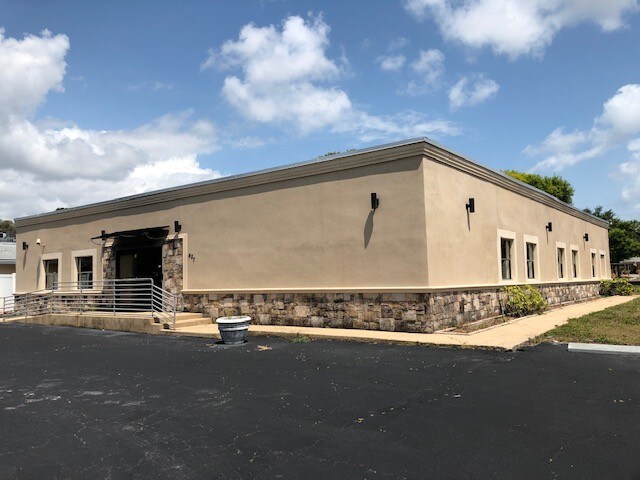 407 S Arcturas Ave, Clearwater, FL à louer Photo principale- Image 1 de 5