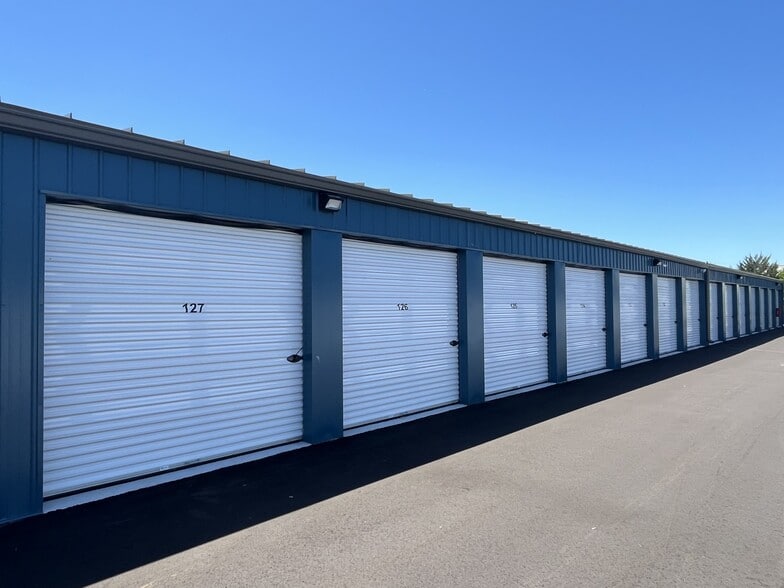1241 Winford Ave, Green Bay, WI for sale - Building Photo - Image 2 of 6