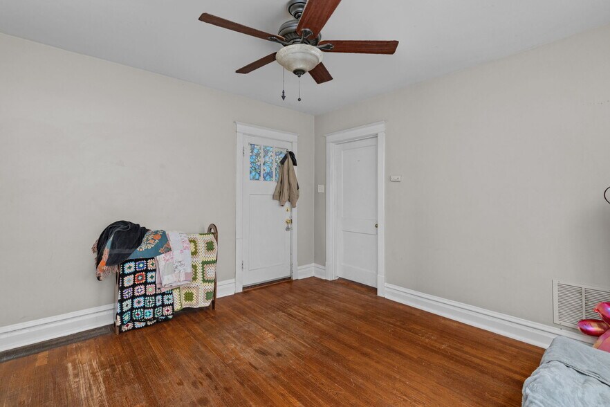 2108 Geyer Ave, Saint Louis, MO à vendre - Photo du bâtiment - Image 3 de 12