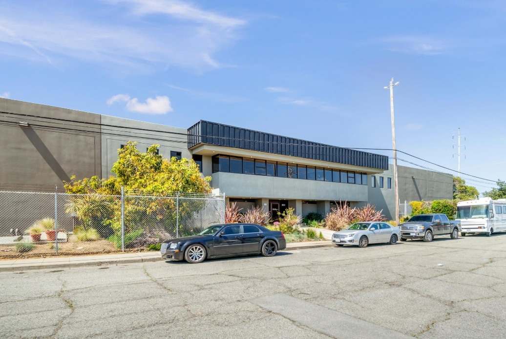 351 Demeter St, East Palo Alto, CA for lease Building Photo- Image 1 of 14