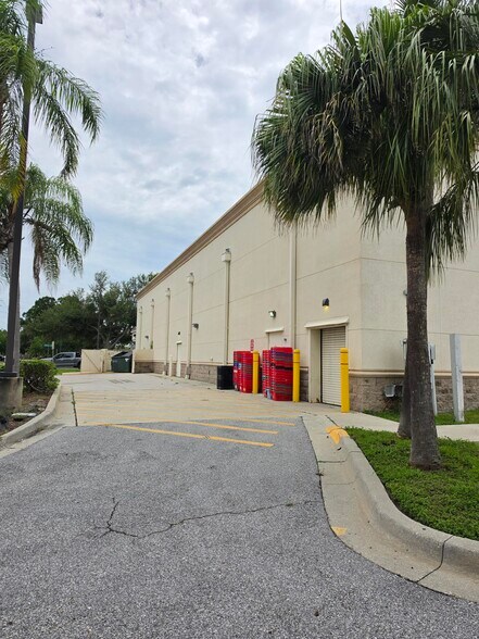 3901 S Tamiami Trail, Sarasota, FL à vendre - Photo du bâtiment - Image 2 de 7