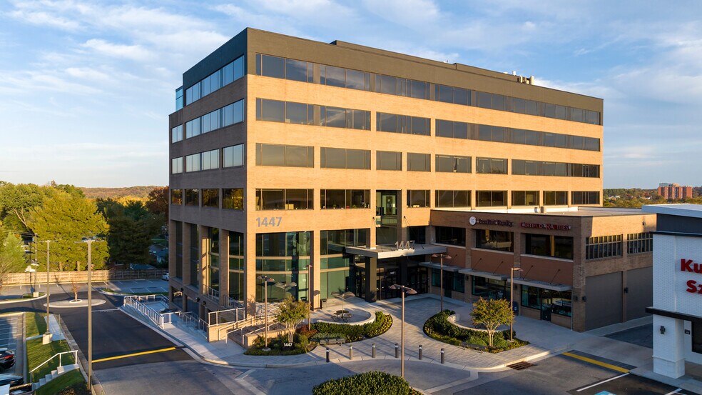 1447 York Rd, Lutherville, MD à louer - Photo du bâtiment - Image 1 de 15