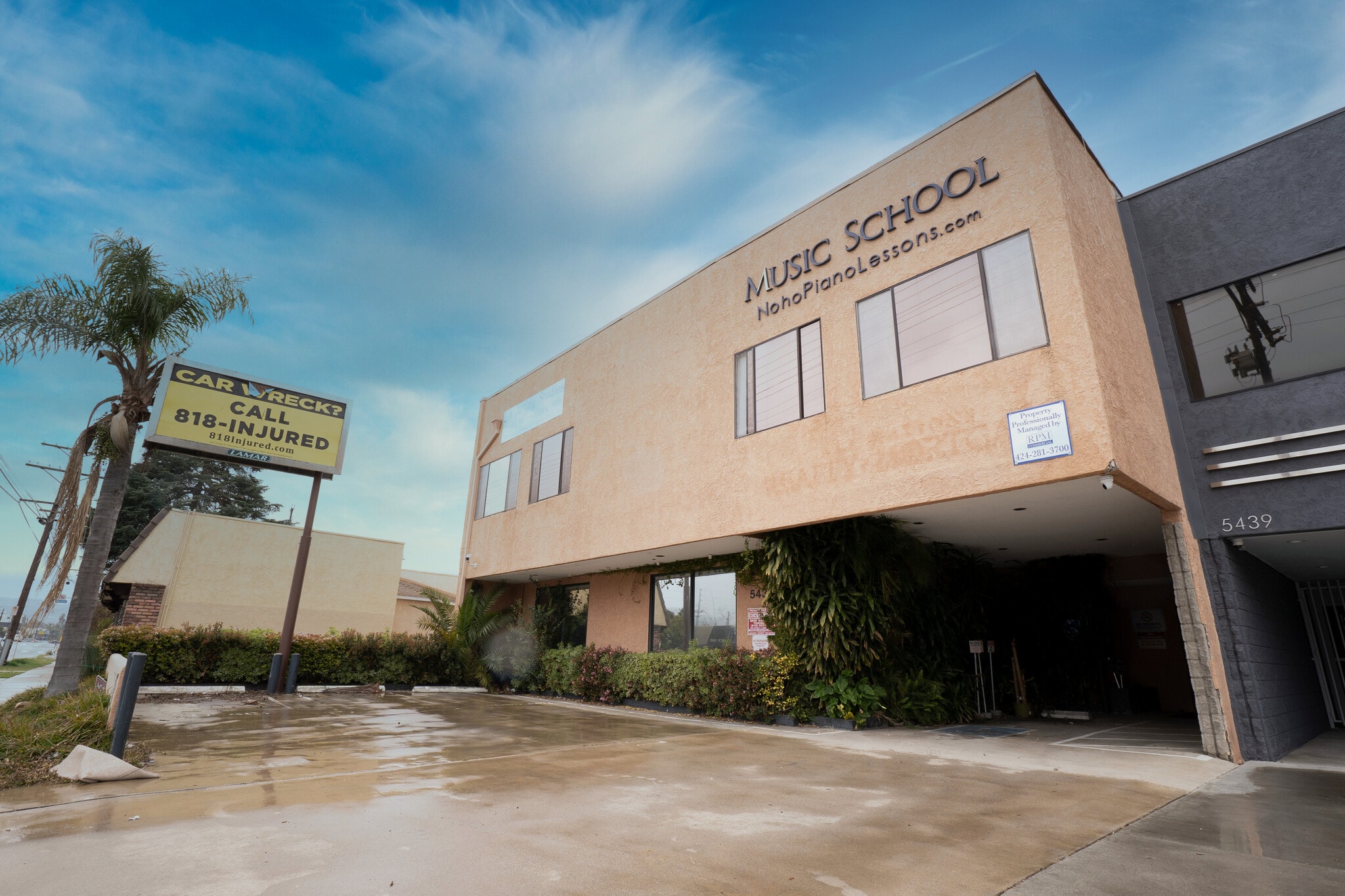 5435 Cahuenga Blvd, North Hollywood, CA for sale Primary Photo- Image 1 of 20