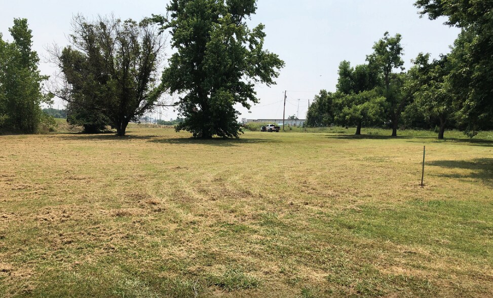 W Broadway Street, Blanchard, OK à vendre - Photo principale - Image 1 de 1