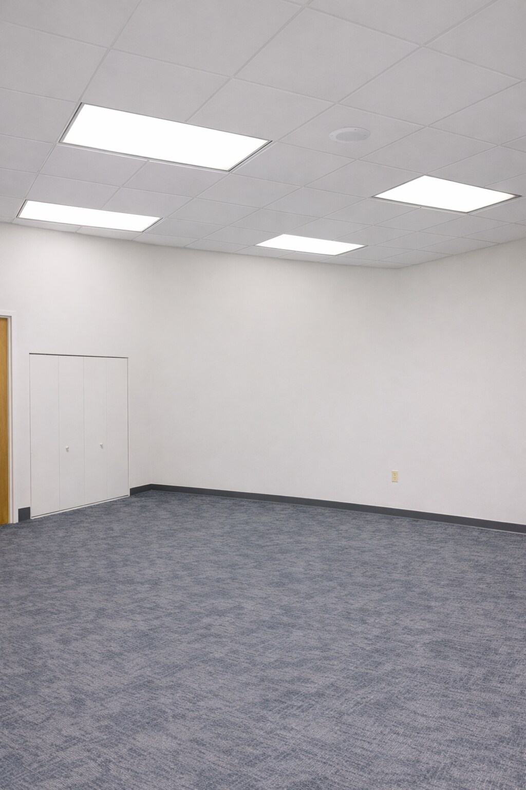 9485 Regency Square Blvd, Jacksonville, FL à louer Photo intérieure- Image 1 de 6