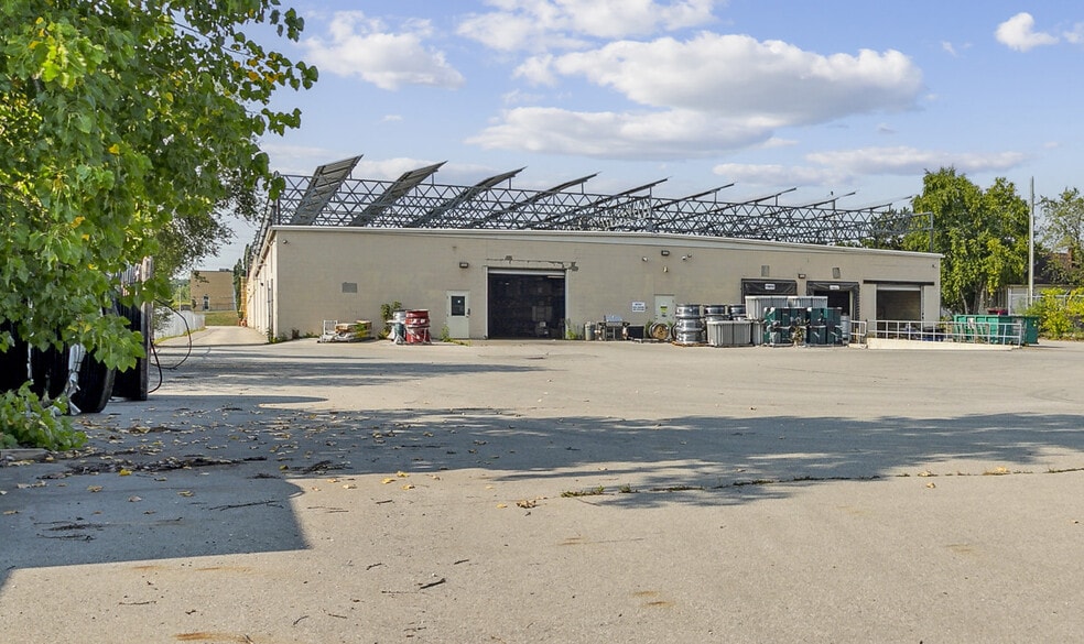 1141 King Rd, Burlington, ON for lease - Building Photo - Image 2 of 2