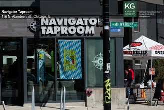 2211 N Milwaukee Ave, Chicago, IL à louer Photo du bâtiment- Image 1 de 4