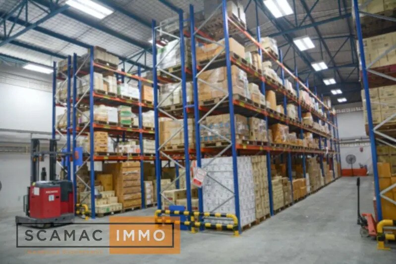 Industrial in Bondoufle for lease - Interior Photo - Image 3 of 8