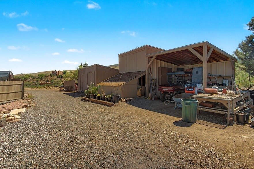 1011 Wildhorse ln, Clarkdale, AZ for sale - Building Photo - Image 2 of 42
