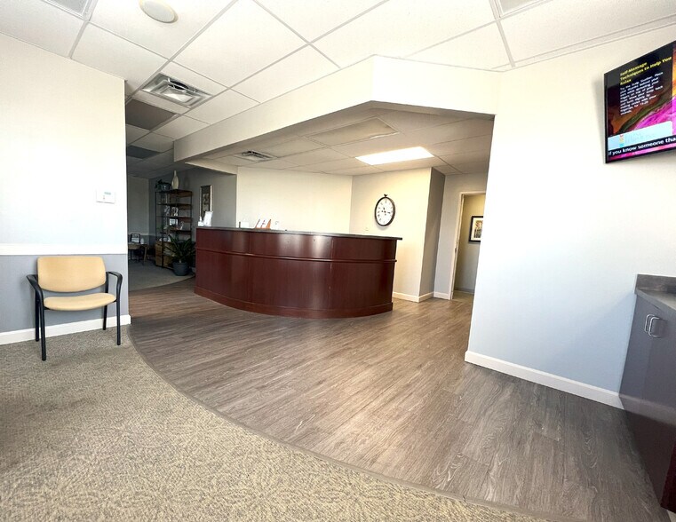 5900 Long Meadow Dr, Middletown, OH à louer - Hall d’entrée - Image 2 de 2
