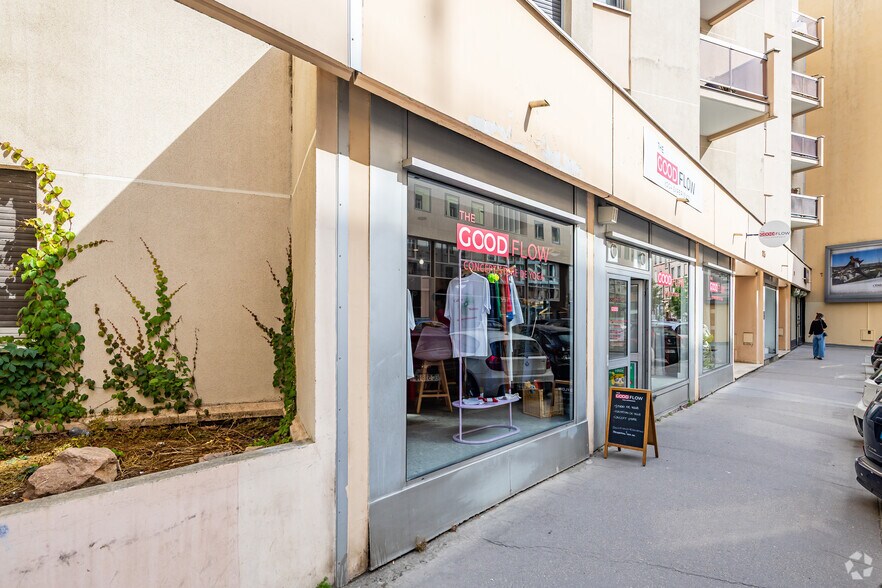 Immeuble residentiel dans Lyon à vendre - Photo du bâtiment - Image 3 de 4