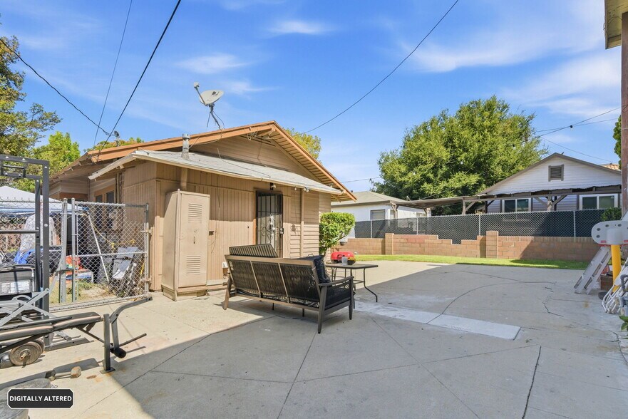 6520 Pickering Ave, Whittier, CA à vendre - Photo du bâtiment - Image 2 de 47