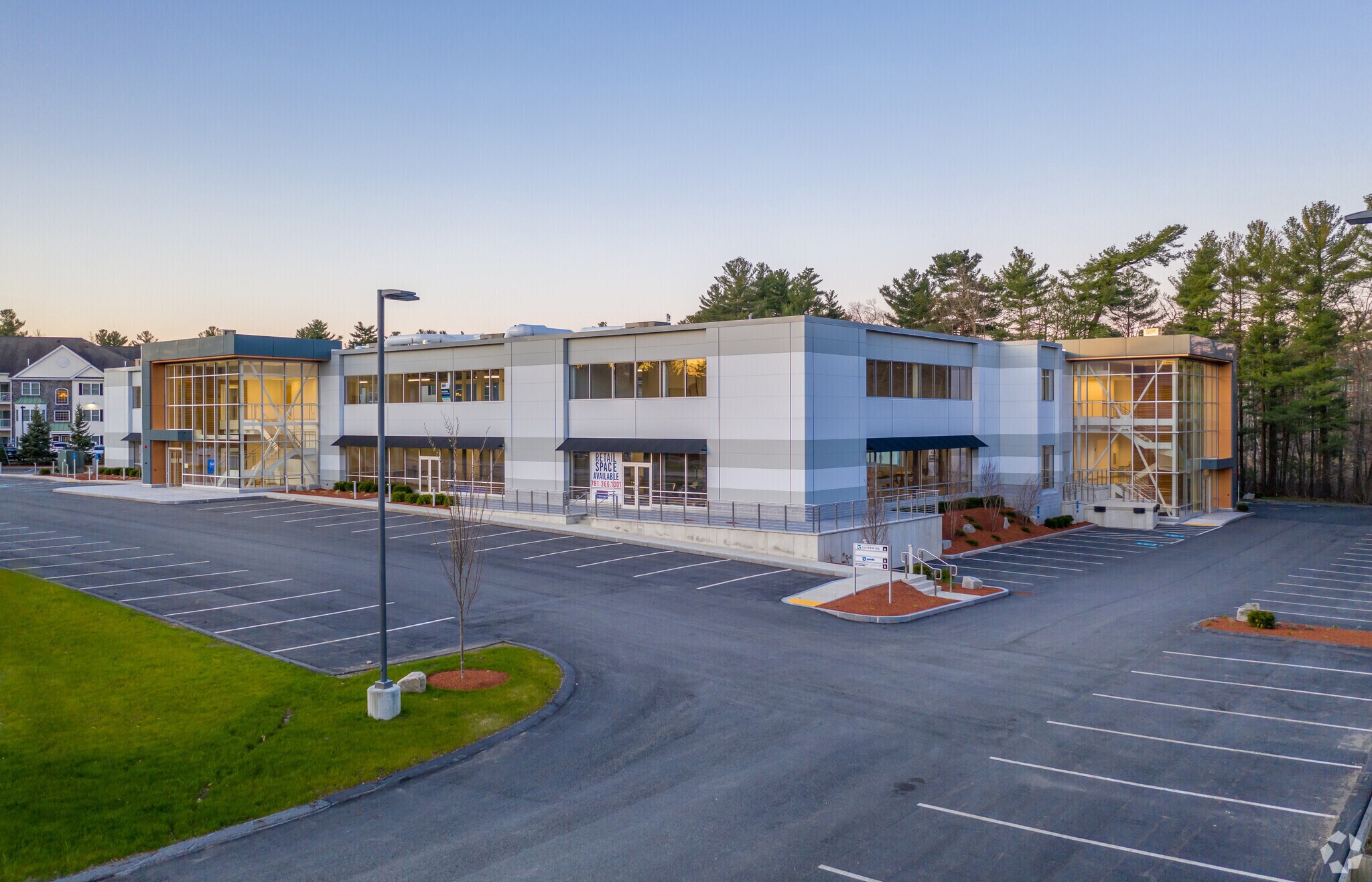 54 Middlesex Tpke, Bedford, MA for lease Primary Photo- Image 1 of 23